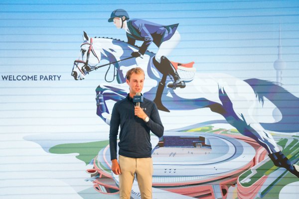 大牛配资网 “马产业正迎来历史性机遇窗口”！各界相聚环球马术冠军赛共绘产业发展蓝图